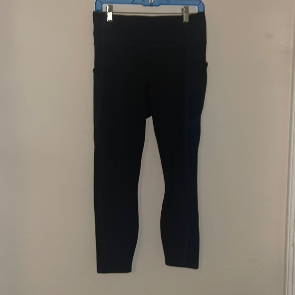 Black Fabletics Leggings